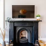 Elegant 2br On Leven St Эдинбург