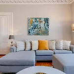 Elegant 2br On Leven St Эдинбург
