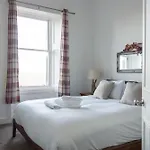 Cosy 2-bedroom Flat Close To Centre אדינבורו