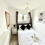 Kings Luxury - Free Parking And Fast Broadband * Edinburgh