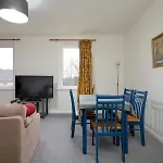 Pass The Keys 1-bedroom Flat Near Arthur's Seat * Edinburgh