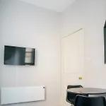 Chic 1bd Flat - Wviews Of Castle! アパート *