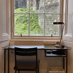 Chic 1bd Flat - Wviews Of Castle! エディンバラ