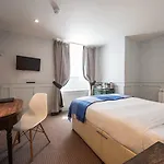 Grove House מלון