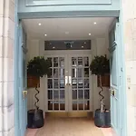 Grove House מלון