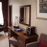 Royal Scots Club Szálloda
