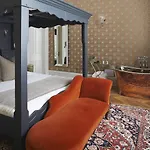 Hotel The Roseate - Small Luxury Of The World 5*