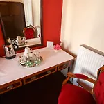 Regent House - Centre Penzion
