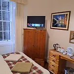 Lantern Gæstehus 3*