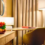 Leonardo Haymarket 4*