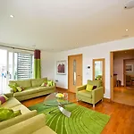Staycity West End Hotel 4*