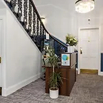 28 York Place מלון