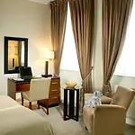 The Parliament House 3*