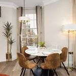 Prime 3 Bed דירה אדינבורו
