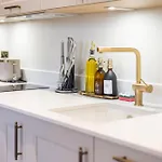 Prime 2 Bed Edinburgh