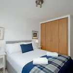 Apartament Pass The Keys Spacious Bright Modern Flat
