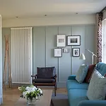 Abbey Apartments, At Holyrood Lejlighedshotel 4*