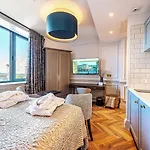 Righ Residences - George Street
