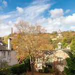 Two Double Bedroom On The Royal Mile *