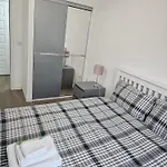 Stylish 2-bed Flat With Open-plan Living Parking Апартаменты Эдинбург