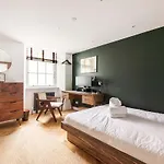 Leith Hospital - A Boutique Family Let In Leith Edinburg