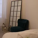 Elegant 3br At Haymarket Διαμέρισμα *