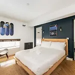 Leith Hospital - A Boutique Family Let In Leith * Edinburg