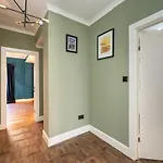 Luxury Flat With Ensuite
