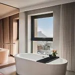 Hotel W 5*