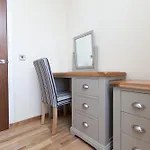 Luxurious Townhouse With Hot Tub Appartement *