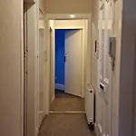 ホームステイ Flat *