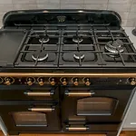 Spacious 5-bed With Garden Parking - Pass The Keys * Edinburgh