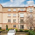 Appartement Stylish 2-bed Flat With Balcony Near Haymarket - Pass The Keys Édimbourg