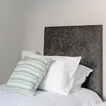 Grassmarket Modern Two Bedroom