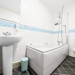 Апартаменты St Clair 2 Bedroom - Leigh, Эдинбург