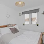 Cozy 2br With Car Parking 아파트 에든버러