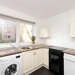 דירה Morningside 2-bedroom - Ground Floor