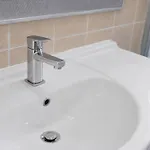 Bright 2 Bedroom Flat On Leith Walk *