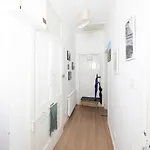 Lovely 2 Bdrm *
