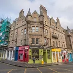 Charming 2-bed Flat Steps From The Royal Mile - Pass The Keys * Edinburgh