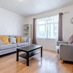 Elliot's Place Free Parking Sleep 4 Cosy Apartmán