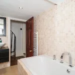 Georgian Elegance With Patio Garden West End - Pass The Keys 公寓 爱丁堡