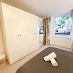 The Garden Flat Daire