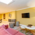 Dragon Luxury At Rutland Square Διαμέρισμα *