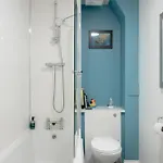 Stylish 2-bed Flat With Balcony Near Haymarket - Pass The Keys * Édimbourg