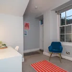 公寓 Georgian Elegance With Patio Garden West End - Pass The Keys *