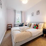 Bright Sleep 4 15 Minute Centre Free Parking Neaby Apartament