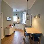 High Street - Modern Scandi Design In The Heart Of The Old Town! Εδιμβούργο