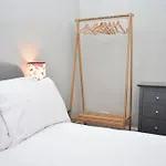 Διαμέρισμα High Street - Modern Scandi Design In The Heart Of The Old Town!