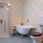 The Townhouse, Leith 4*